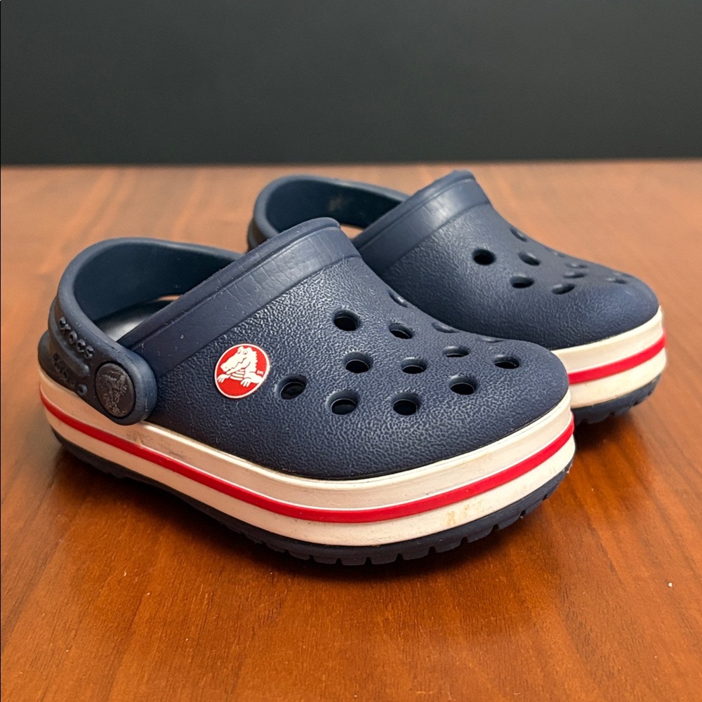 Crocs Kids' Crocband Clog, navy/red, size 4